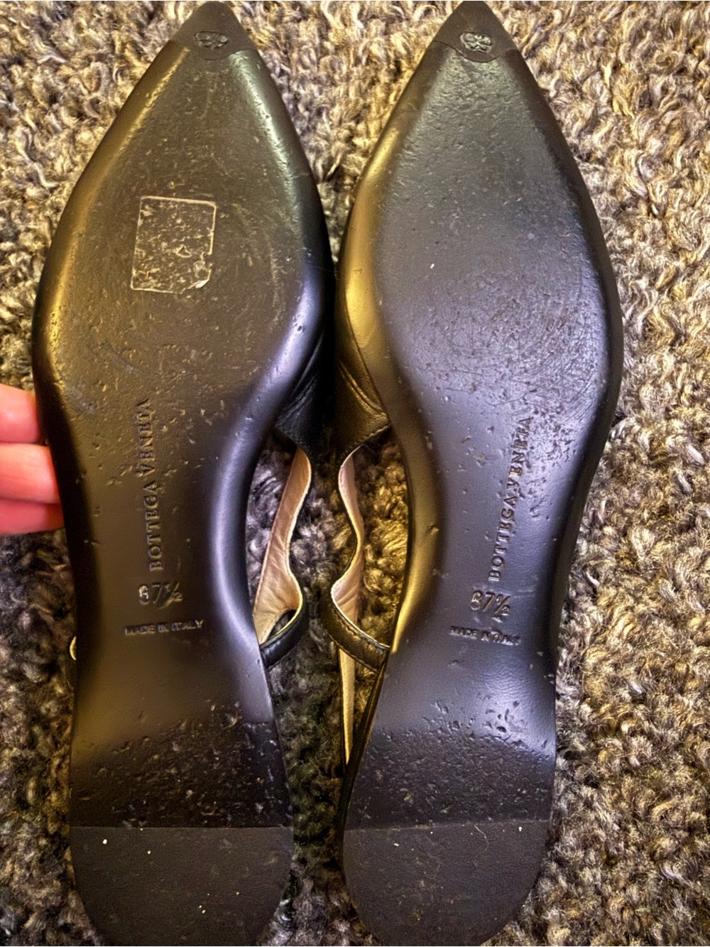 Bottega Veneta Black Leather Pointed Slingback Flats with Gold Insole - Picture 3 of 6